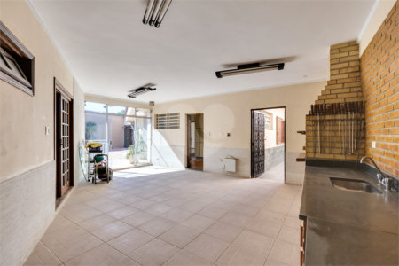 Casa à venda com 4 quartos, sendo 2 suítes, em City Campo Grande, São Paulo, SP