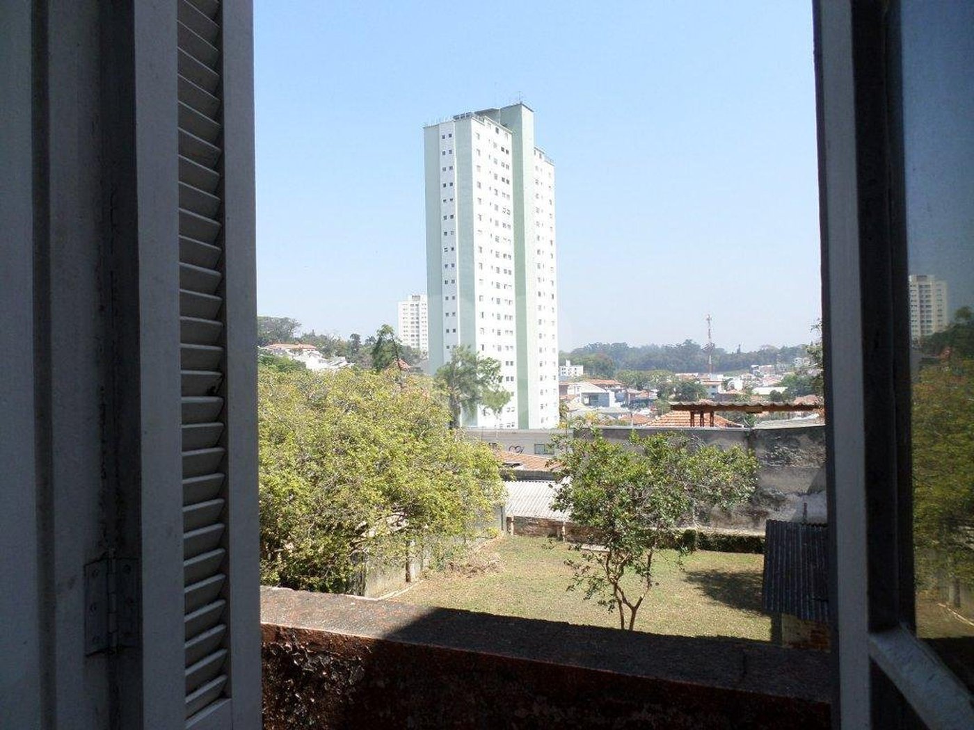 Sobrado à venda com 6 quartos em Jardim Floresta, São Paulo, SP
