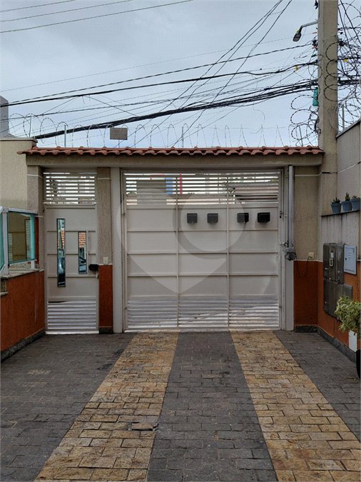 Casa à venda com 2 suítes no condomínio Residencial Guilhen, São Paulo - SP