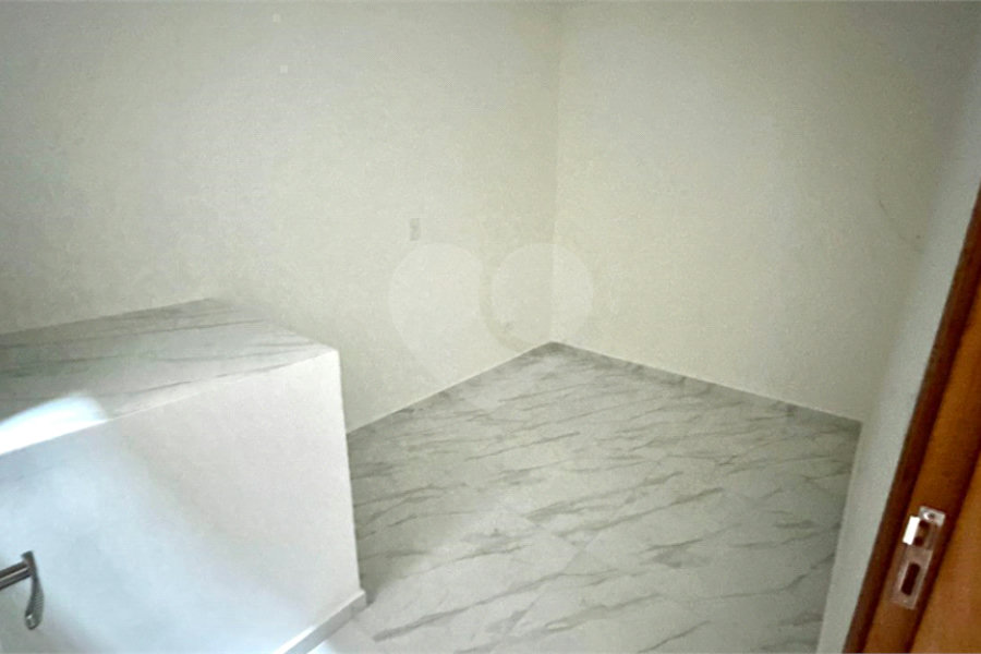 Sobrado à venda com 3 quartos, sendo 1 suíte, em Vila Isolina Mazzei, São Paulo, SP