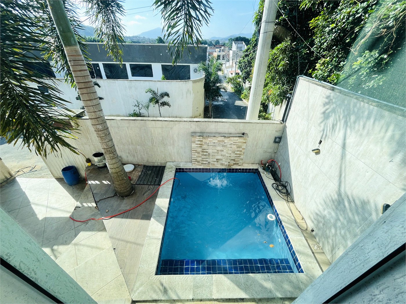 Casa à venda com 2 quartos, sendo 1 suíte, no condomínio Residencial Vivendas do Campo, Rio de Janeiro - RJ