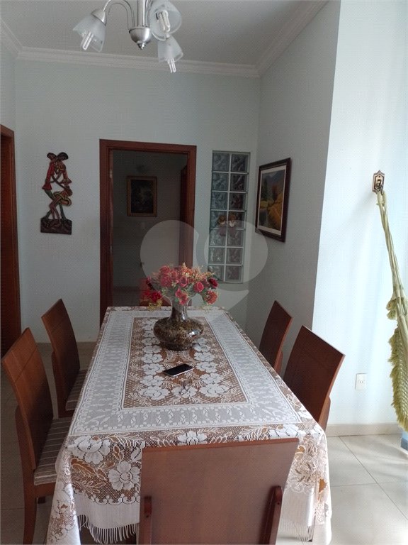 Casa Térrea à venda com 3 quartos, sendo 2 suítes, em Vila Maria Helena, Indaiatuba, SP