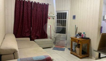 Casa à venda com 2 quartos em Jardim das Bandeiras, Mogi das Cruzes, SP