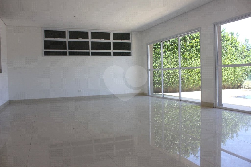 Casa à venda ou para alugar com 4 suítes em Alphaville, Santana de Parnaíba, SP