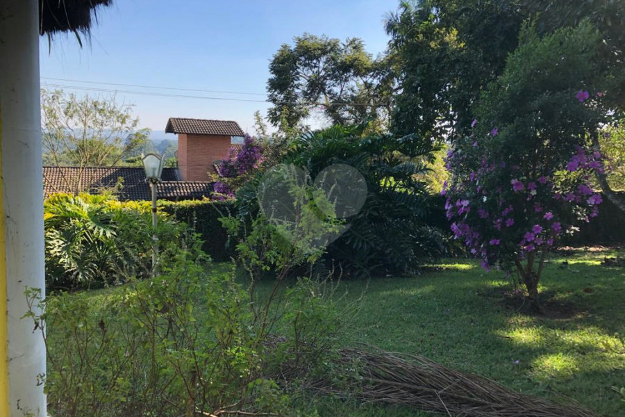 Casa Térrea à venda com 4 quartos, sendo 2 suítes, em Roseira, Mairiporã, SP