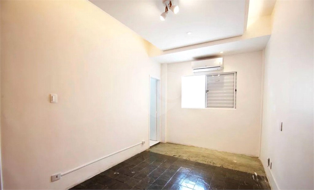 Apartamento à venda com 3 quartos, sendo 1 suíte, em Pinheiros, São Paulo, SP