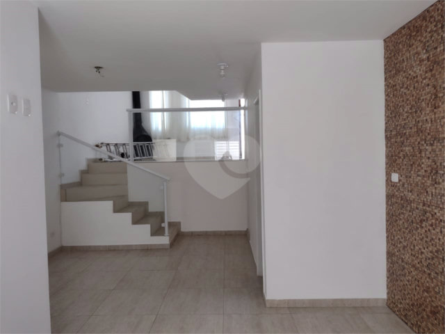 Sobrado à venda com 3 quartos, sendo 1 suíte,  em Imirim, São Paulo, SP