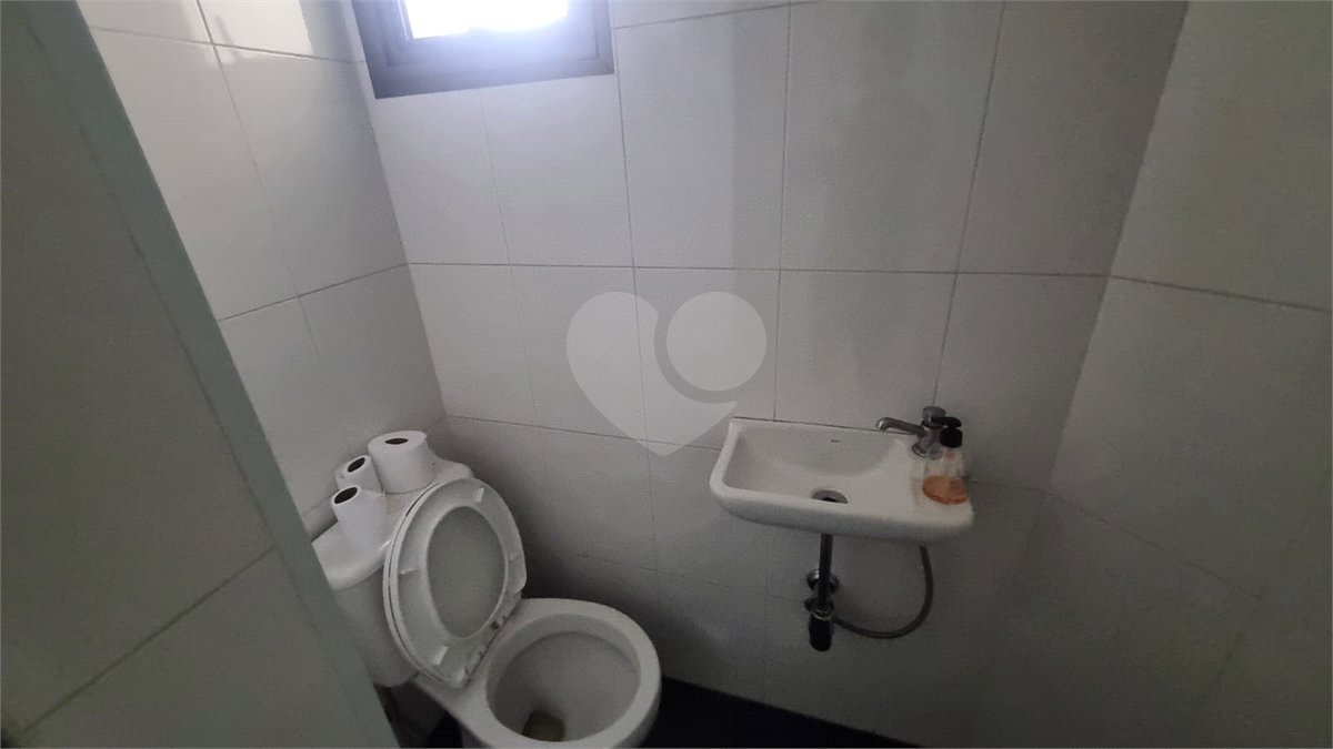 Apartamento à venda com 3 quartos, sendo 1 suíte,  em Indianópolis, São Paulo, SP