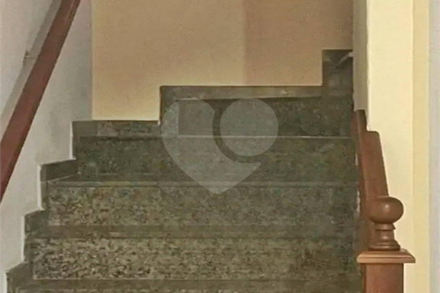 Sobrado à venda com 3 quartos, sendo 1 suíte, em Vila Constança, São Paulo, SP