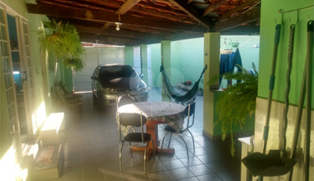 Casa à venda com 2 quartos em Vila Grace, Itapetininga, SP