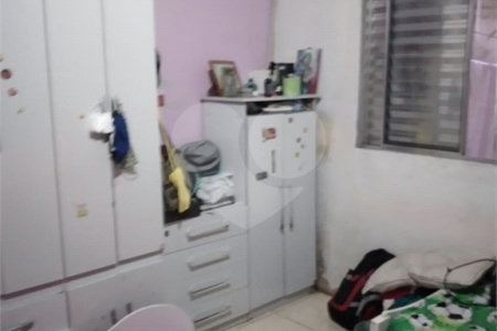 Casa à venda com 4 quartos, sendo 1 suíte, em Jardim das Palmas, São Paulo, SP