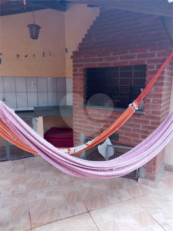 Casa Térrea à venda com 3 suítes no Centro, Bom Jesus dos Perdões, SP