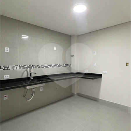 Sobrado à venda com 3 quartos, sendo 1 suíte, em Vila Bela Vista (zona Norte), São Paulo, SP