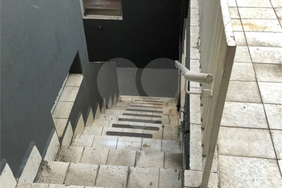 Casa à venda com 10 quartos em Santana, São Paulo, SP