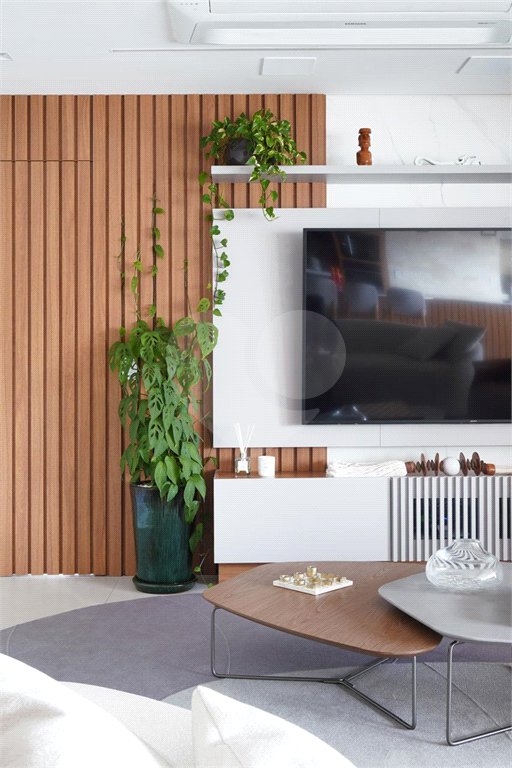Apartamento à venda com 3 suítes em Indianópolis, São Paulo, SP