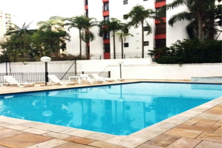 Apartamento à venda com 3 quartos, sendo 1 suíte,  em Vila Andrade, São Paulo, SP