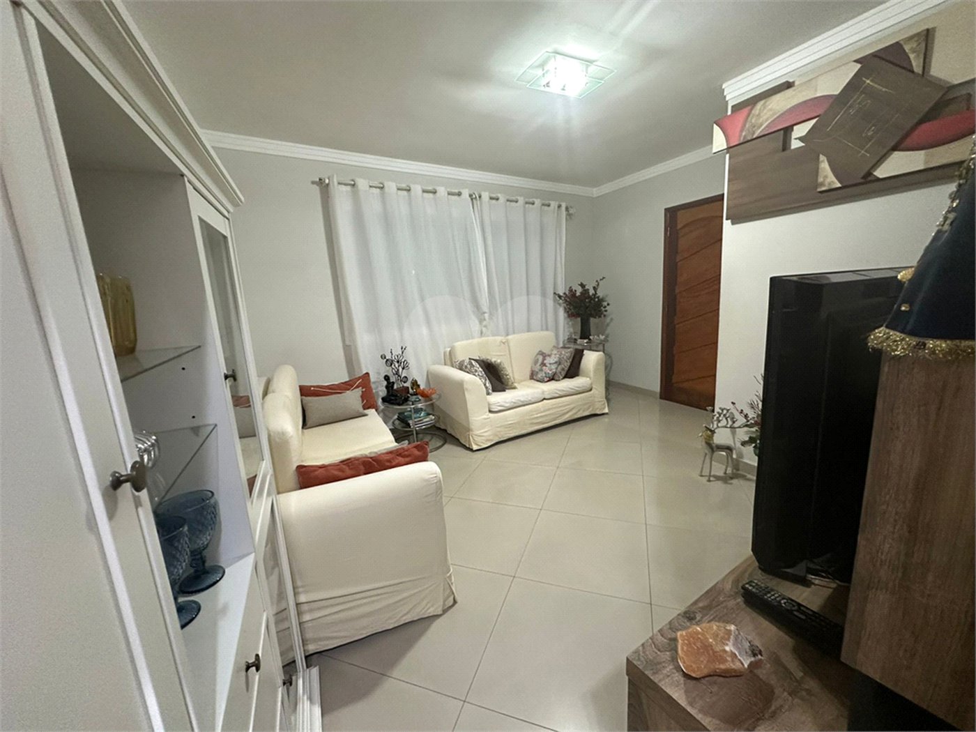 Casa à venda ou para alugar com 3 quartos, sendo 1 suíte,  em Jardim Vivan, São Paulo, SP