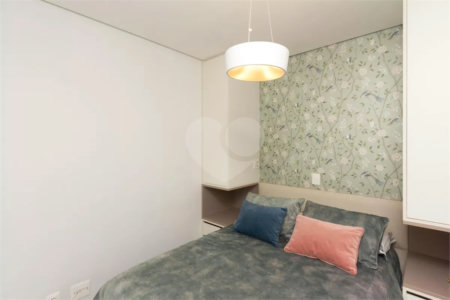 Apartamento à venda com 3 quartos, sendo 1 suíte,  em Vila Olímpia, São Paulo, SP