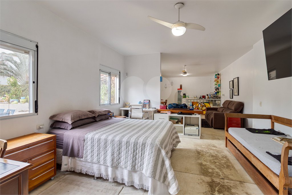 Casa à venda com 3 quartos, sendo 2 suítes,  em Alto da Boa Vista, São Paulo, SP