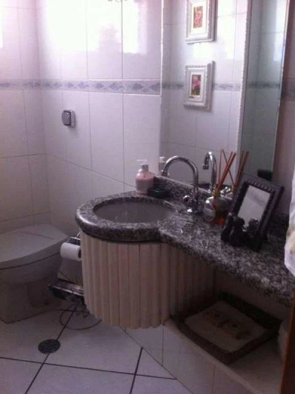Sobrado à venda com 3 quartos, sendo 2 suítes, em Jardim das Vertentes, São Paulo, SP