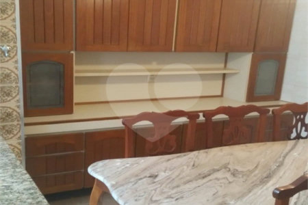 Casa à venda com 3 quartos em Mirandópolis, São Paulo, SP