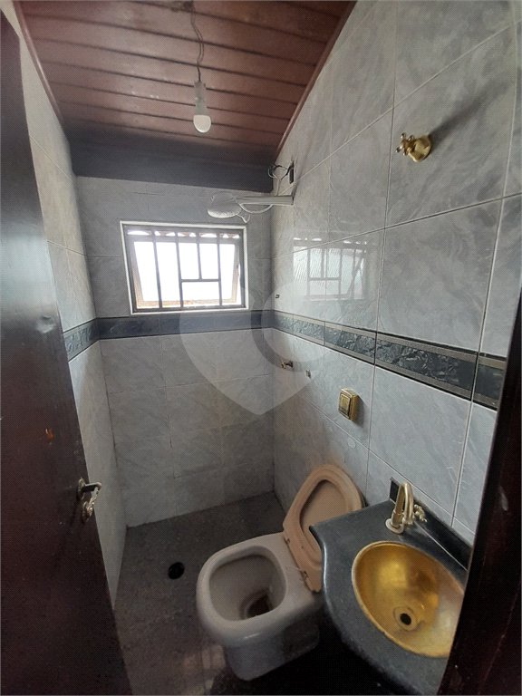 Casa para alugar com 4 quartos, sendo 3 suítes, em Alvinópolis, Atibaia, SP