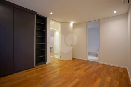 Casa para alugar com 4 suítes no condomínio Hípica Garden, São Paulo - SP