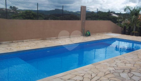 Casa em condomínio à venda com 4 suítes em Guaxinduva, Atibaia, SP
