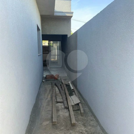 Casa à venda com 3 quartos, sendo 1 suíte,  em Parque Olívio Franceschini, Hortolândia, SP