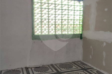Casa à venda com 1 quarto em Jardim Varan, Suzano, SP
