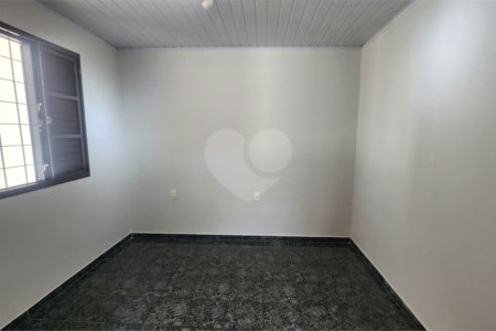 Casa à venda com 3 quartos em Vila Ramaciotti, Valinhos, SP