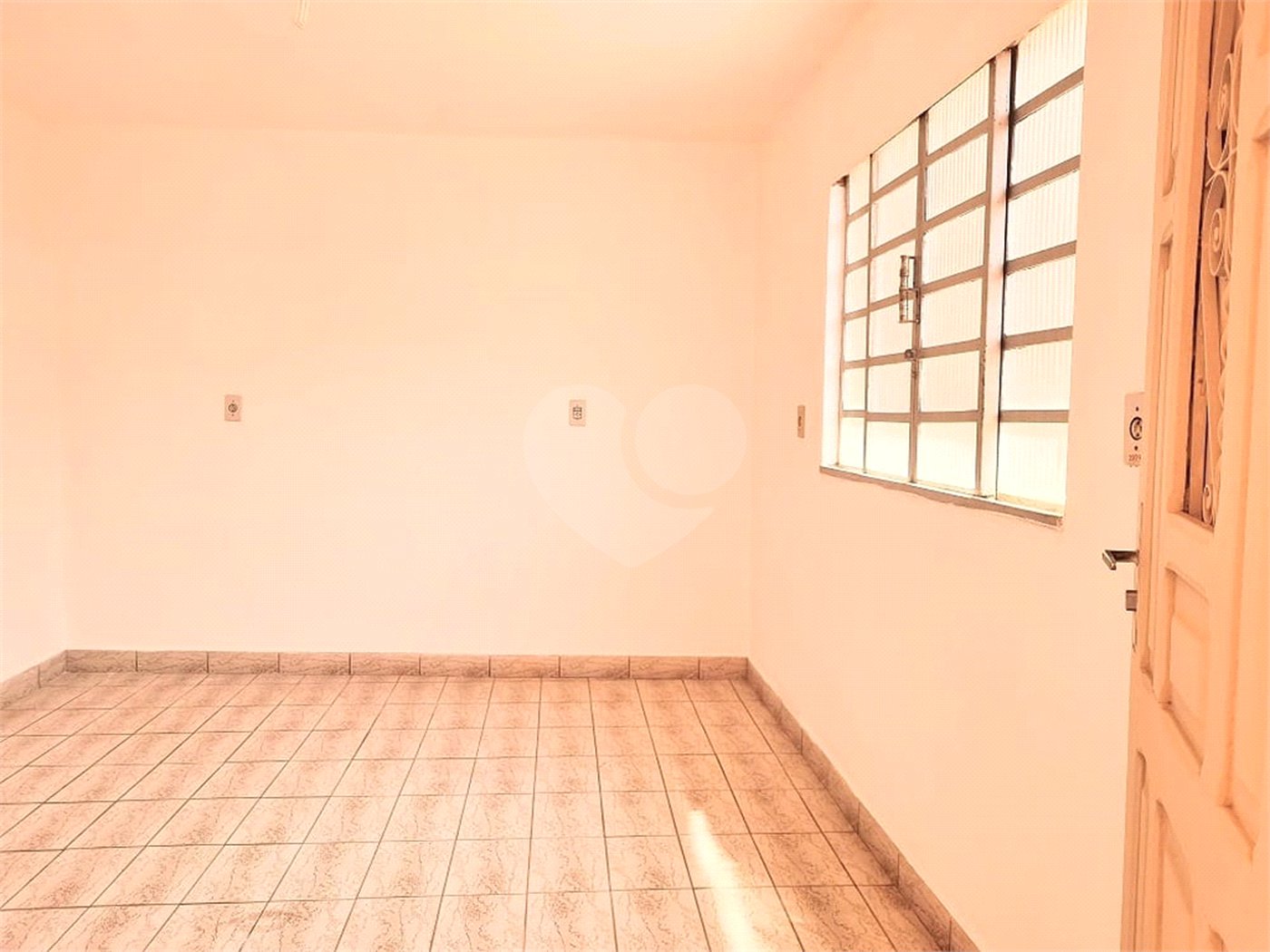 Casa à venda com 3 quartos, sendo 1 suíte, em Santana, São Paulo, SP