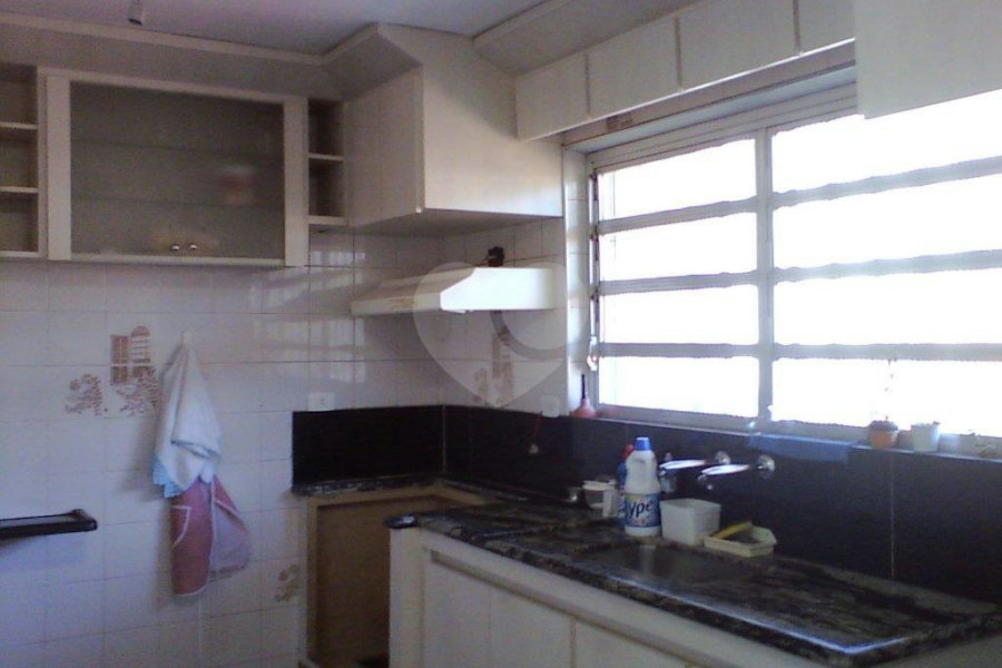 Sobrado à venda com 4 quartos em Vila Nova Mazzei, São Paulo, SP