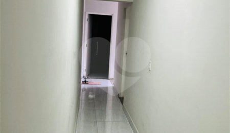 Sobrado à venda com 3 quartos em Loteamento Municipal Brás Cubas, Mogi das Cruzes, SP