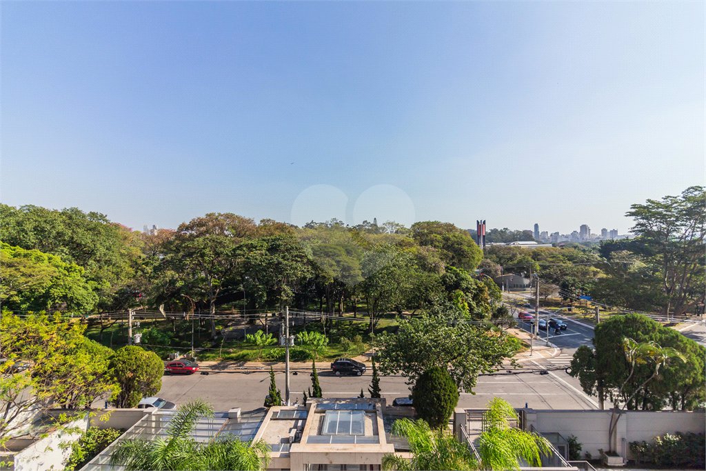 Apartamento à venda com 4 suítes em Ibirapuera, São Paulo, SP