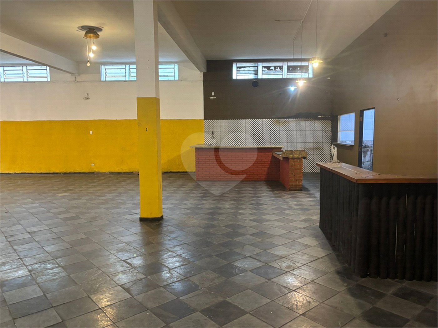 Salão para alugar em Vila Monteiro, Poá, SP