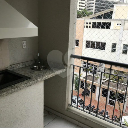 Apartamento para alugar com 3 quartos, sendo 2 suítes,  em Vila Andrade, São Paulo, SP