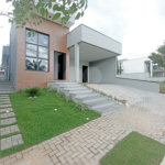 Casa à venda com 3 suítes no condomínio Vita Verdi, Valinhos - SP