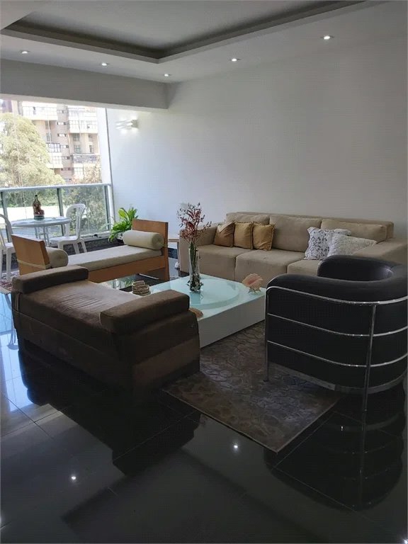 Apartamento à venda com 3 quartos, sendo 2 suítes, em Vila Andrade, São Paulo, SP