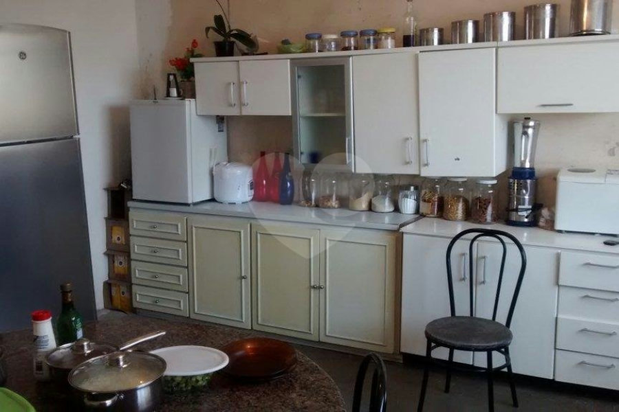 Sobrado à venda com 4 quartos, sendo 1 suíte, em Tremembé, São Paulo, SP
