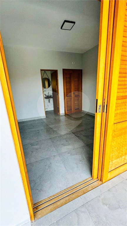 Casa à venda com 4 suítes no condomínio Associação Portal Ouro Verde, Atibaia - SP