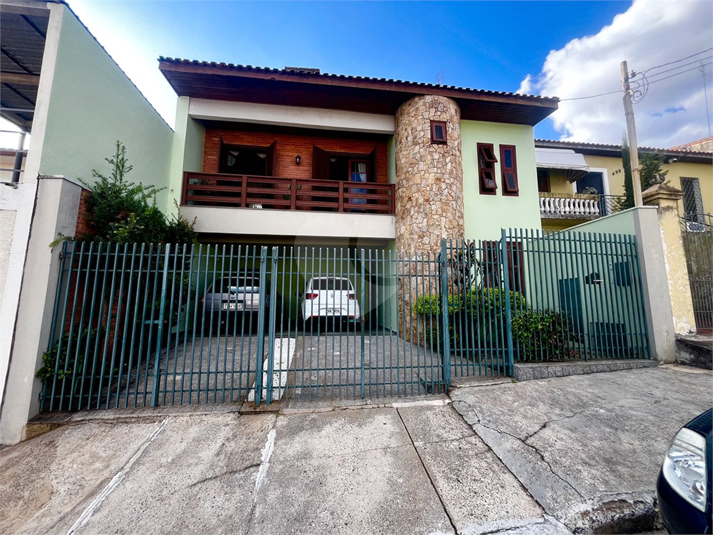 Casa à venda com 5 quartos, sendo 1 suíte,  em Vila Rosa, Itapetininga, SP
