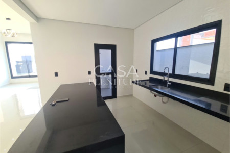 Casa em condomínio à venda com 3 quartos, sendo 1 suíte, em Jardim Novo Horizonte, Sorocaba, SP