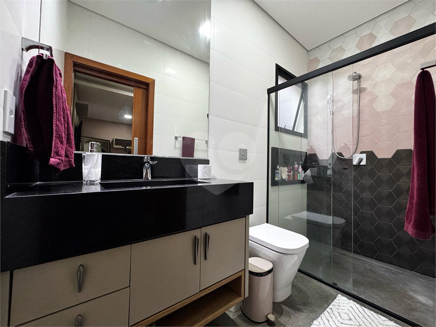 Casa à venda com 3 suítes no condomínio Golden Park Residence, Sorocaba - SP