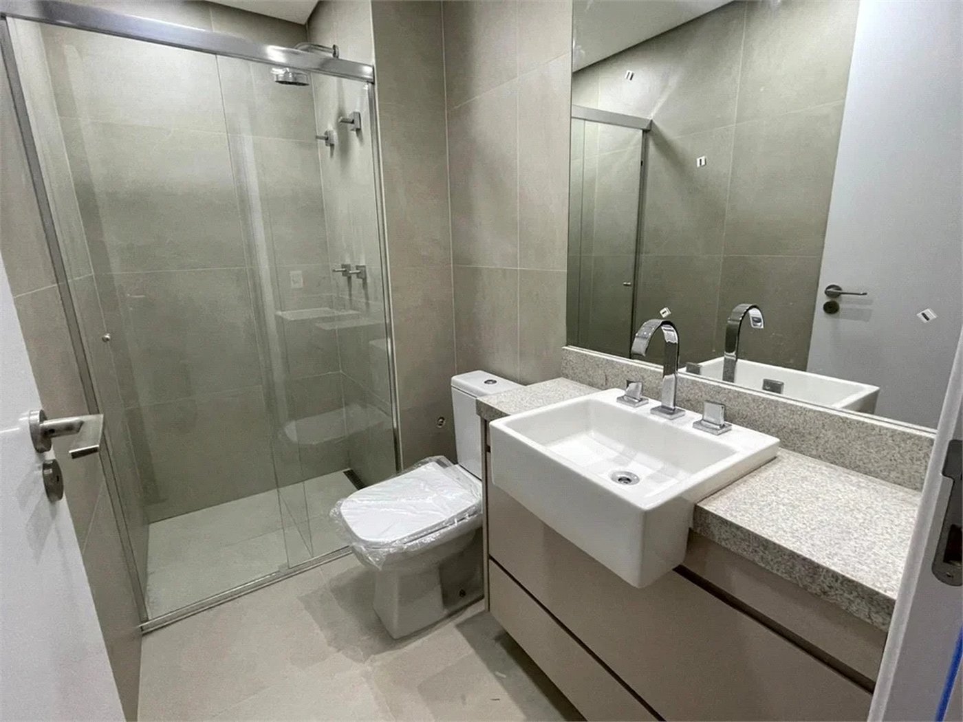 Apartamento para alugar com 2 suítes em Jardim Morumbi, São Paulo, SP