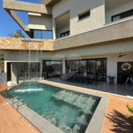 Casa à venda com 5 quartos, sendo 4 suítes,  em Village do Lago, Três Lagoas, MS