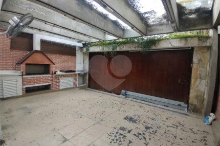 Sobrado à venda com 5 quartos, sendo 3 suítes, em Cidade Monções, São Paulo, SP