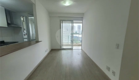 Apartamento à venda com 2 quartos em Vila Anastácio, São Paulo, SP