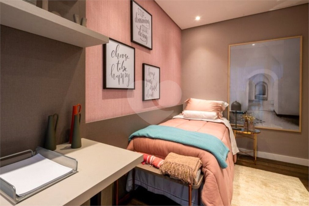 Apartamento à venda com 3 quartos, sendo 2 suítes, em Moema, São Paulo, SP