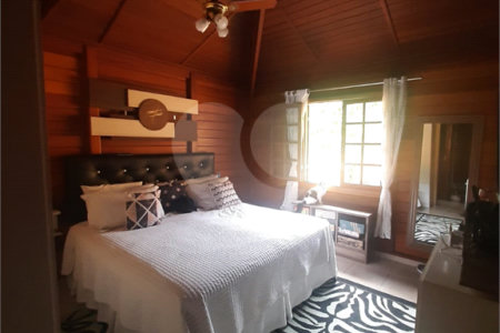 Chácara à venda com 5 quartos, sendo 2 suítes, em Terra Preta (terra Preta), Mairiporã, SP